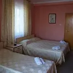 Hotell Ada - Otoka 3*