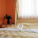Ada - Otoka Hotell
