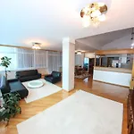 Szálloda Ada - Otoka 3*