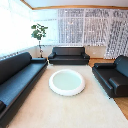 Ada - Otoka Hotell 3*