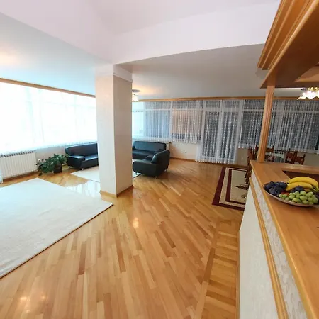 Ada - Otoka Hotell