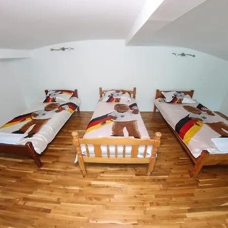 Hotell Ada - Otoka 3*